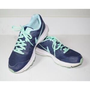 Nike Dart 11 Women's Size 7 Running Shoes Navy Blue Menta Green